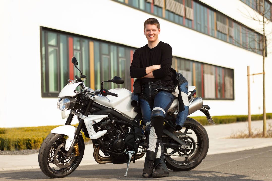 Fahrschule Forster - Preise - Fahrstunden Motorrad 90 Minuten